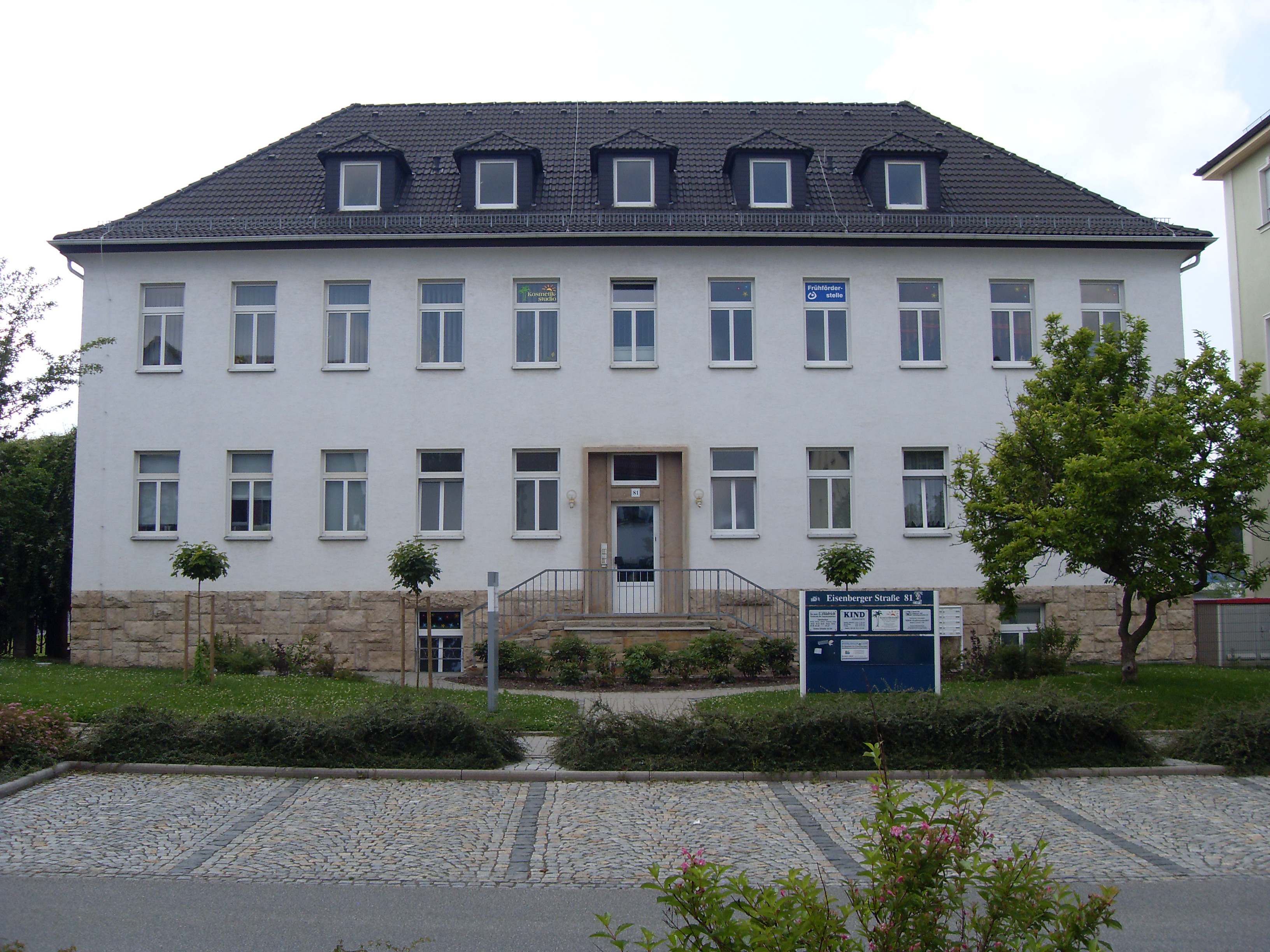 Ansicht Moderne und helle Büro-/Praxisfläche - Wohn- und Geschäftsgebäude in Zentrumslage