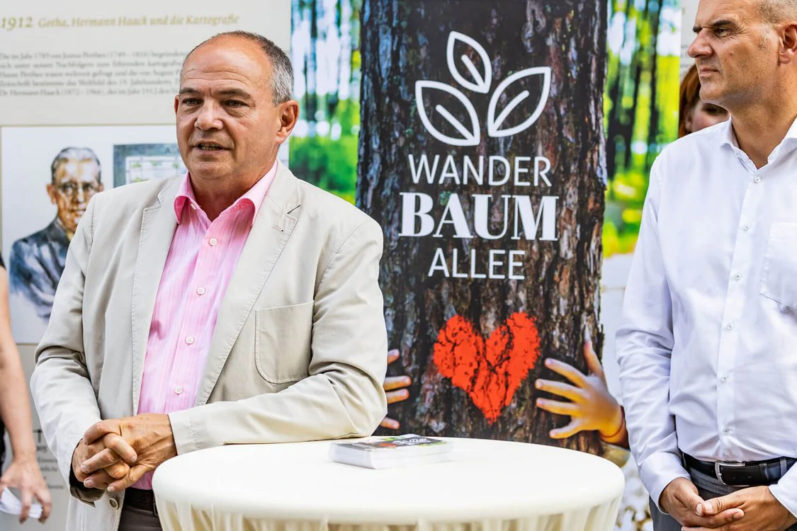 Wanderbaumalle in Gotha Detailaufnahme zweier am Projekt beteiligter Herren