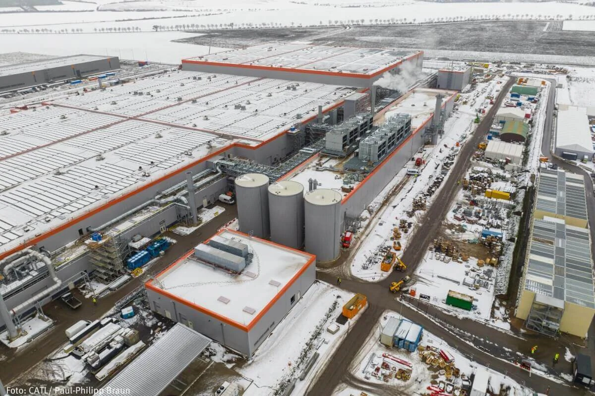 Die Produktionsstätte des chinesischen Batterieherstellers Contemporary Amperex Technology Co. Ltd. (CATL) im Industriegebiet „Erfurter Kreuz“