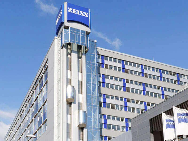 Bildbeschreibung / description: Zeiss entwickelt die Multispektralkamera MKF 6 für Fotos der Erdoberfläche vom Weltraum aus